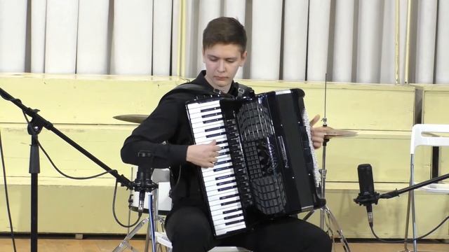 Э.Лекуонэ "Malagueña" Денис Креничный (аккордеон) Новосибирск смотреть онлайн