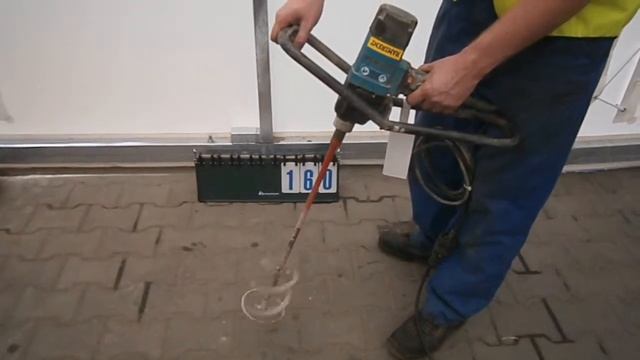 Mieszarka Makita UT120 (3500236) www.klaravik.pl смотреть онлайн