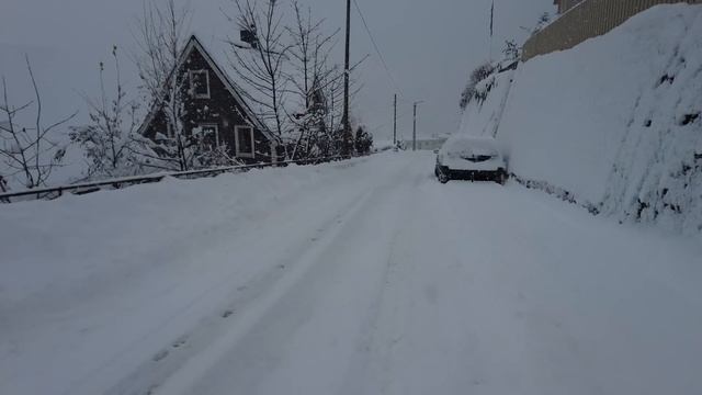 Snowing Christmas walk St Lucia Day ❄️☃️ | Odda Norway | 4K смотреть онлайн