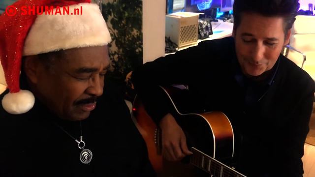 WHITE CHRISTMAS - RENÉ SHUMAN & GEORGE MCCRAE смотреть онлайн