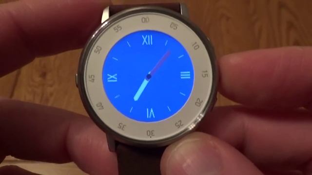 Pebble Time Round Review - White face edition смотреть онлайн