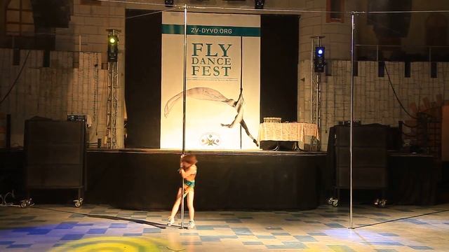 Fly Dance Fest 20170319 111814 MVI 0267 Pole Dance смотреть онлайн