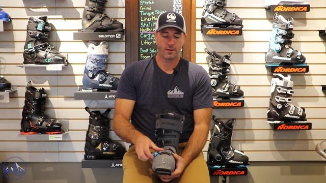 2022 Atomic Hawx Prime 120 S Ski Boots with SkiEssentials.com смотреть онлайн