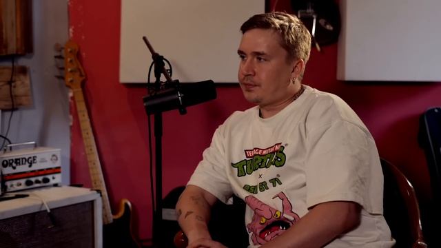 Ночь. Подворотня. Недобрая ухмылка | Читаем ваши истории с @shakulin_vasya смотреть онлайн