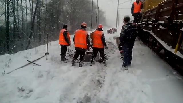 Первая опора на реконструкции к сети участка Минск-Молодечно. смотреть онлайн