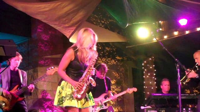 Candy Dulfer performs "Flame" Live from Thornton Winery смотреть онлайн