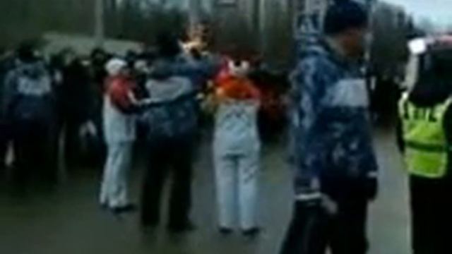 Эстафета Олимпийского Огня Ульяновск 26.12.2013 (ул.Самарская) смотреть онлайн