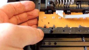 Мелкий ремонт синтезатора yamaha PSR 620. Не фурычат несколько клавиш.