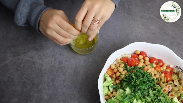 Warm Couscous Salad смотреть онлайн