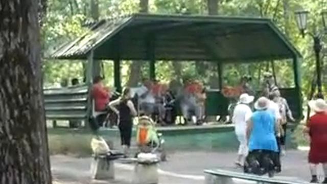 Танцуют все! А Вам слабо? смотреть онлайн