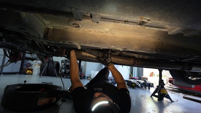 Mitsubishi Lancer Evolution 10 4B11 Engine Removal! смотреть онлайн