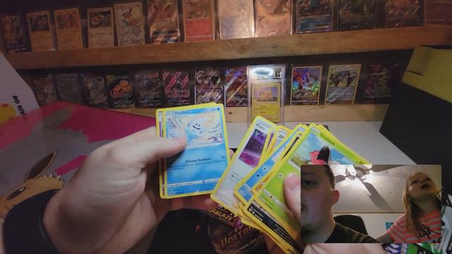 Pokemon ETB Unboxing смотреть онлайн
