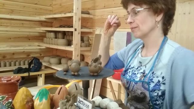 Экскурсия в гончарную мастерскую Масликовых - лепка из глины смотреть онлайн