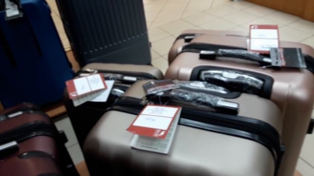 ЦУМ/В ШОКЕ!!! ЦЕНЫ НА ЧЕМОДАНЫ/19.01.2019 г. смотреть онлайн