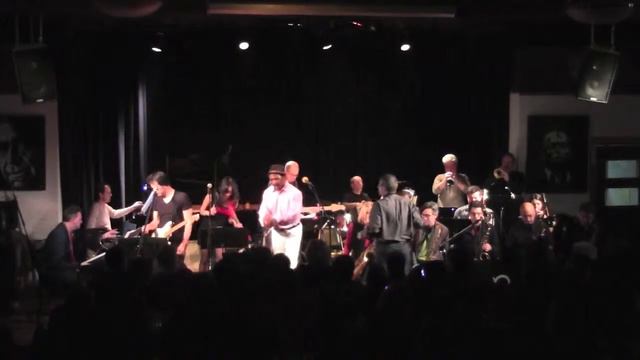 Ed Palermo Big Band "Cheepnis" with Napoleon Murphy Brock смотреть онлайн