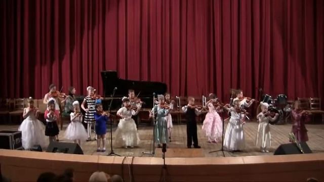 Партенитская музыкальная школа анс. скрипачей млад. клас. "Веселые струны" смотреть онлайн