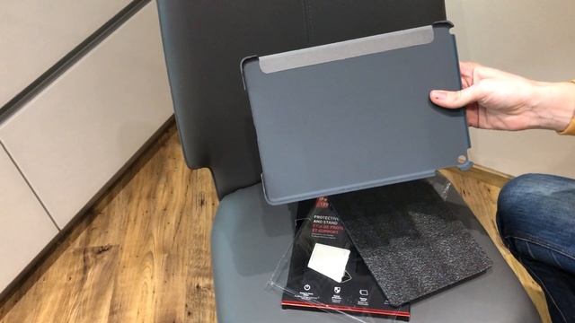 Распаковка чехла для iPad Air 2019 из Розетка смотреть онлайн