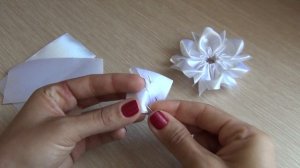 Бантики  из атласной  ленты 5 см. Канзаши. Мастер-класс