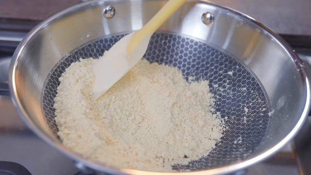 बसंत पंचमी पर बनाये बेसन का लाजवाब दानेदार हलवा |Besan ka Halwa recipe|Perfect Besan Ka Halwa смотреть онлайн