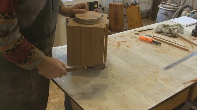 Загадочная деревянная болванка. Wooden block for headdress смотреть онлайн