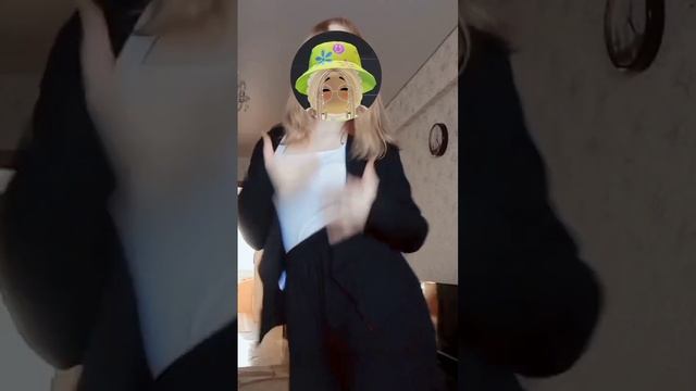 Хехе, без маски в тгк) #роблоксрусс #roblox #виташа #роблокс #тренд #роблоксер #смешно #тгк #танец смотреть онлайн