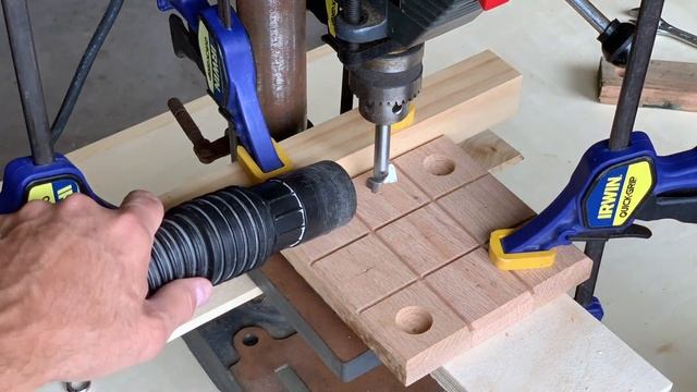 Scrap Wood to Tic Tac Toe Board // Wooden Game Build // Woodworking with Kids смотреть онлайн