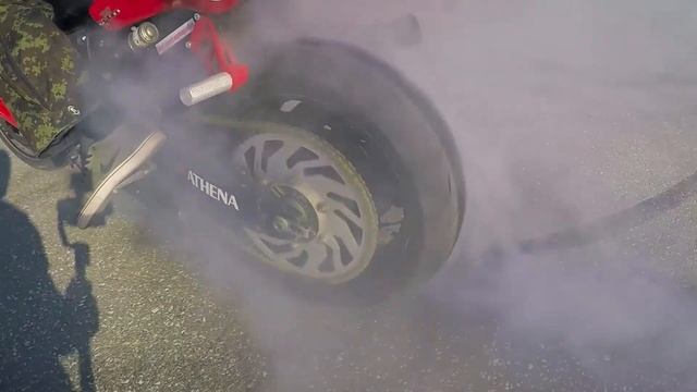 Stunt training v 3.0 или танцы с мотоциклом смотреть онлайн