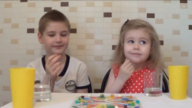 БИН БУЗЛД челлендж пробуем бобы Гарри Поттера BEAN BOOZLED challenge try beans Harry Potter смотреть онлайн