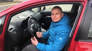 Toyota Auris, робот- не говно.