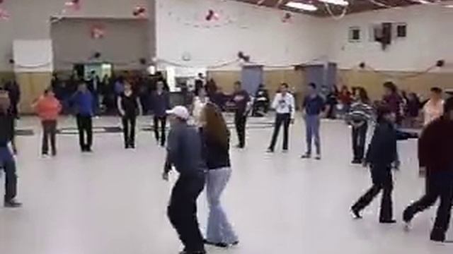 Fiddle Square Dance смотреть онлайн