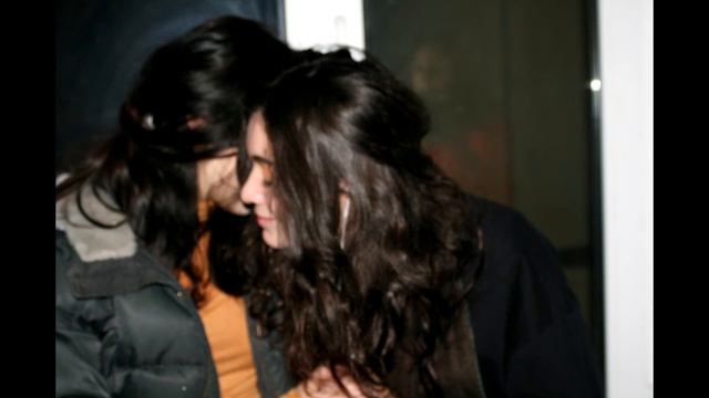 тут должно быть оригинальное название, но его не будет смотреть онлайн