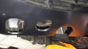 АУДИ Q5 ЗАМЕНА ВОЗДУШНОГО ФИЛЬТРА САЛОНА