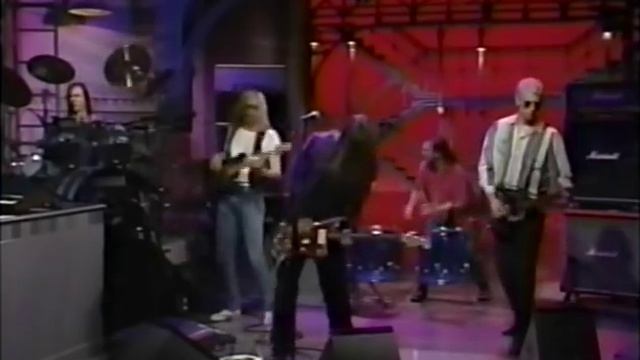 Dinosaur Jr - The Wagon [5-21-92] смотреть онлайн
