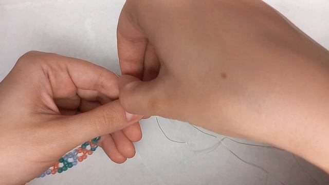 БРАСЛЕТ ИЗ БУСИН | EASY HANDMADE BRACELET смотреть онлайн