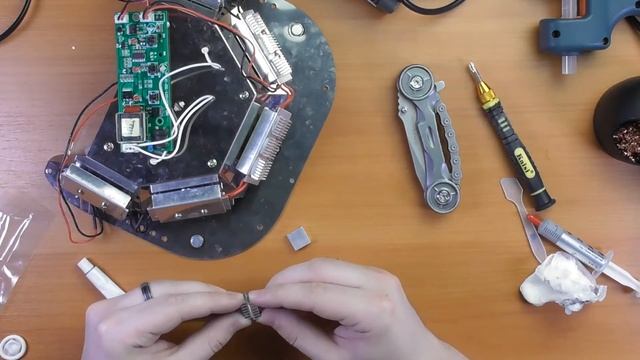 УФ Лампа для ногтей CCFL + LED 48W. Меняем светодиоды и делаем апгрейд охлаждения