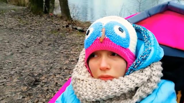 Ваша жизнь станет насыщенней! Купите хлеба (социальный стоит не дорого) и покормите уточек на речке смотреть онлайн