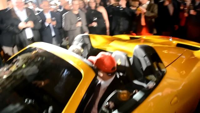 EXCLUSIVE Ferrari 458 Italia Spider unveiling! смотреть онлайн