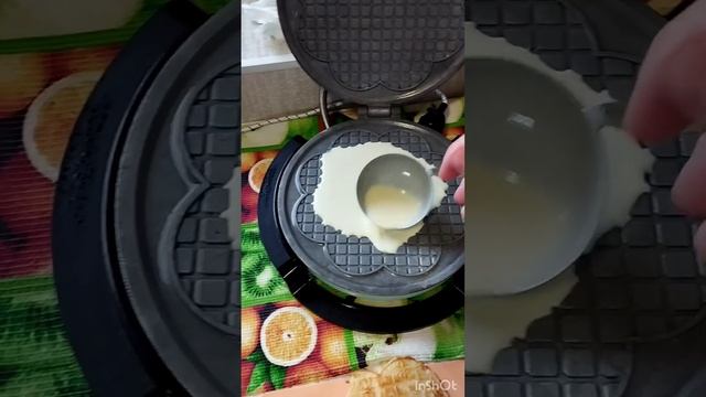 Электро вафельница #СЛАСТЁНА# первый запуск после простоя ?. смотреть онлайн