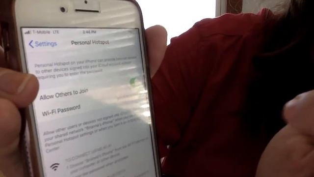 Cómo conectar al internet usando "Hotspot" (iPad) смотреть онлайн