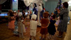 Весёлый танец для малышей. - Мы тебя так долго ждали, Дедушка!