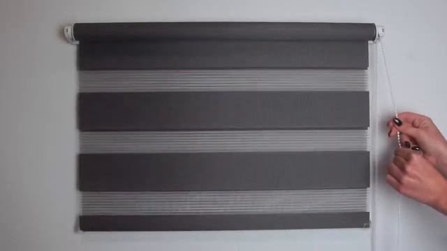 Как работает рулонная штора День ночь MROLLS смотреть онлайн