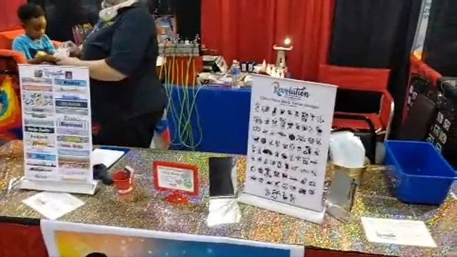 Стрим. США Выставка Автодомов смотреть онлайн