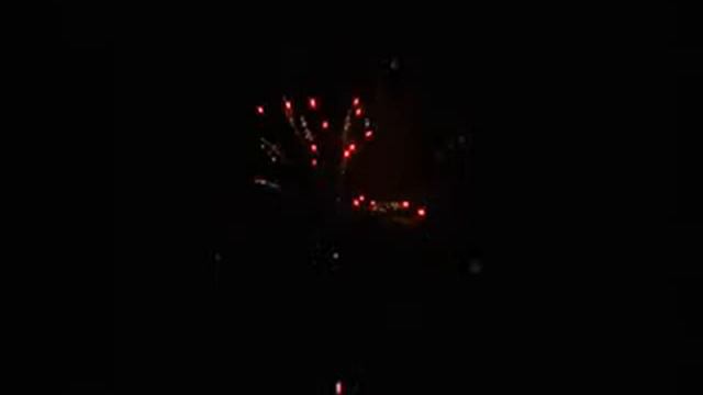 Салют Фейерверк Калифорникейшн смотреть онлайн
