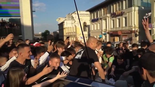 У укрожопых достоинства не осталось совсем. смотреть онлайн