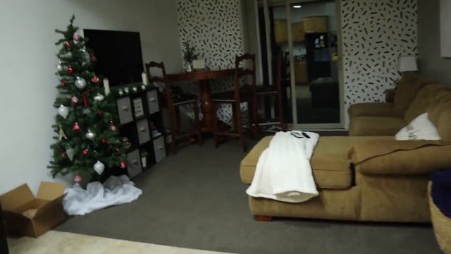 MOViNG my SiSTER and BRoTHER OUT to LiVE with ME... In College! *WHAT?! смотреть онлайн