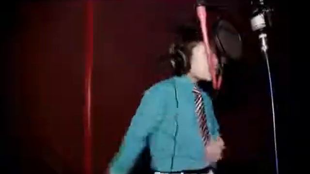 Мальчик дома смотреть онлайн