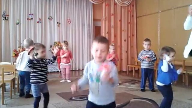 Танок гра з грибочками смотреть онлайн