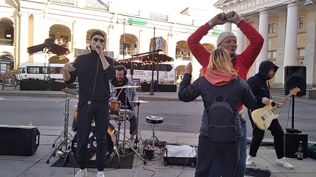 УЛИЧНЫЕ МУЗЫКАНТЫ СПб,гр.АЙДАХО(13)18.04.23. смотреть онлайн
