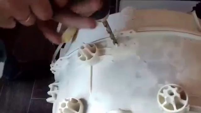 Ремон стиральной машинки Candy с неразборным барабаном. смотреть онлайн