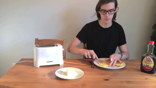 Breakfast With Paul: Eggo Waffles (ep. 1)